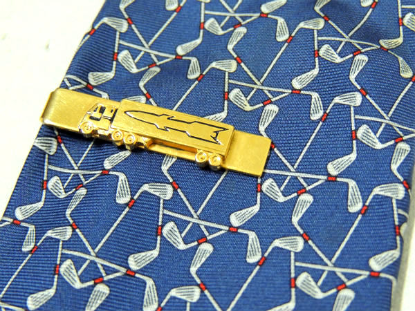 危険なトラック　ヴィンテージ　ミサイル&トレーラーモチーフ　タイピン　USA