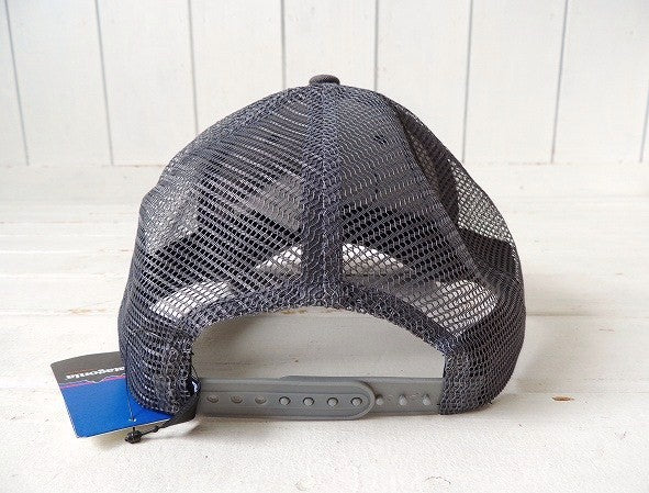 【Patagonia】パタゴニア・カーディフ限定・キャップ&ステッカー1枚/ダークグレー