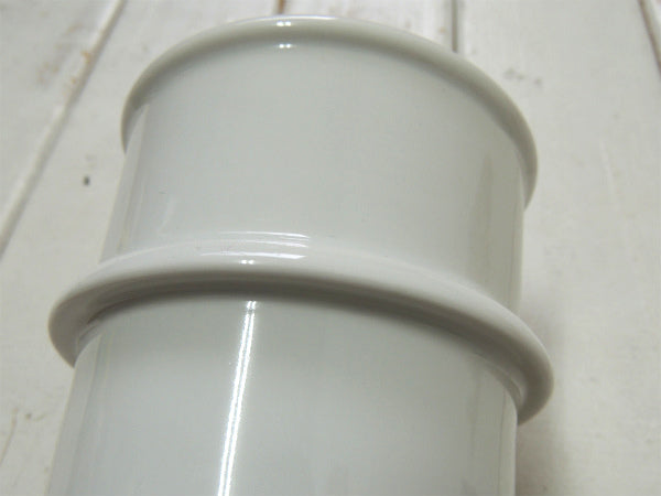 H↓ミッドセンチュリー モダンデザイン 白磁・ヴィンテージ・陶器製・容器・ポッタリー 花瓶
