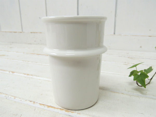 H↓ ②  白磁・ヴィンテージ・陶器製・容器・ポッタリー 花瓶　ミッドセンチュリー　モダンデザイン