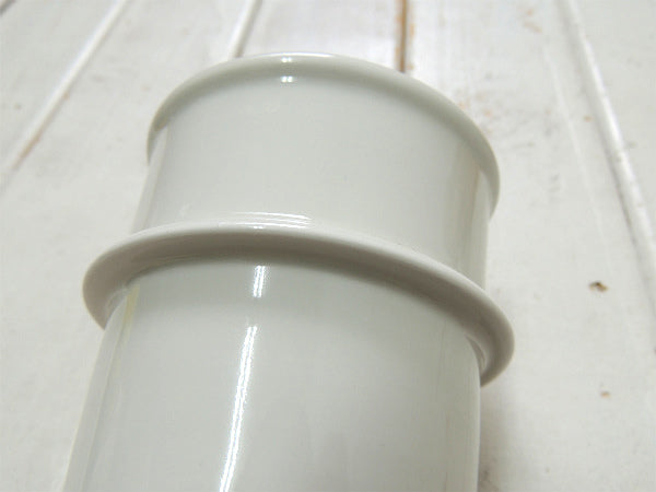 H↓ ②  白磁・ヴィンテージ・陶器製・容器・ポッタリー 花瓶　ミッドセンチュリー　モダンデザイン