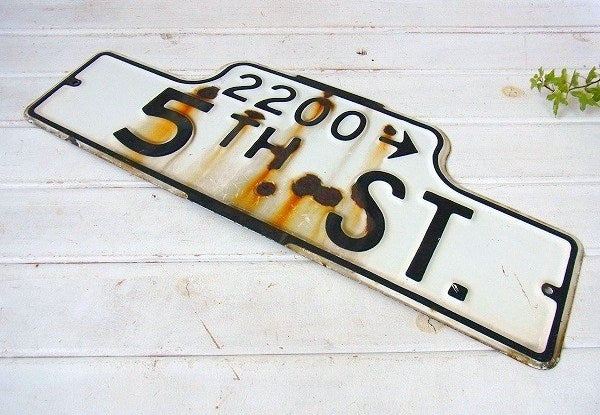 【5TH ST.】ホーロー製・ヴィンテージ・ストリートサイン/街路サイン　USA