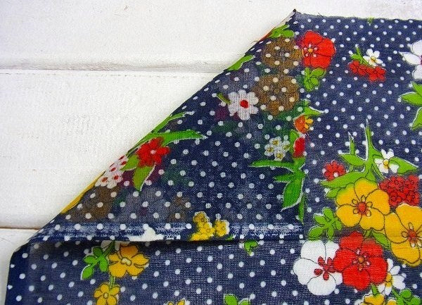 カラフルな小花柄・デッドストック・ヴィンテージ・ファブリック/生地　USA