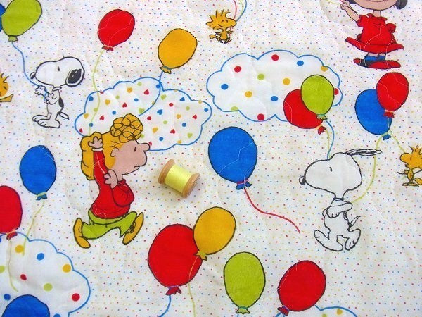 【スヌーピー】ピーナッツの仲間・風船柄・ヴィンテージ・ベッドスプレッド/ベッドカバー　USA