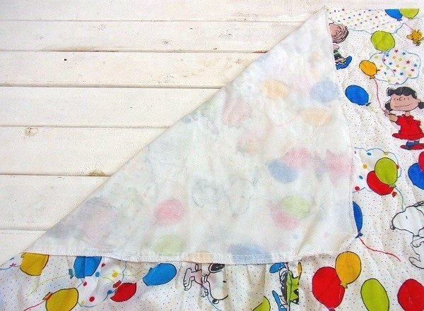 【スヌーピー】ピーナッツの仲間・風船柄・ヴィンテージ・ベッドスプレッド/ベッドカバー　USA