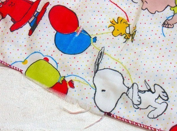 【スヌーピー】ピーナッツの仲間・風船柄・ヴィンテージ・ベッドスプレッド/ベッドカバー　USA