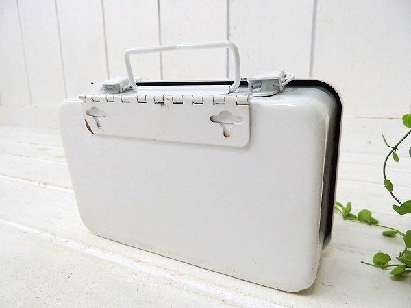 USA!アリゾナパブリックサービス・メタル製・白色・ヴィンテージ・救急箱/ファーストエイド