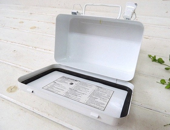 USA!アリゾナパブリックサービス・メタル製・白色・ヴィンテージ・救急箱/ファーストエイド