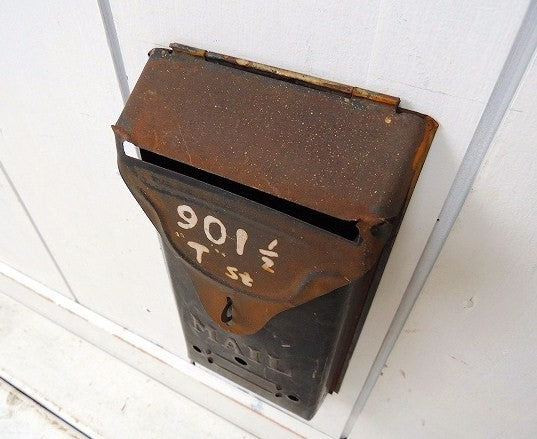 【MAIL】USA!黒色・ティン製・アンティーク・メールボックス/郵便受け/ポスト