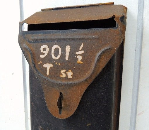 【MAIL】USA!黒色・ティン製・アンティーク・メールボックス/郵便受け/ポスト