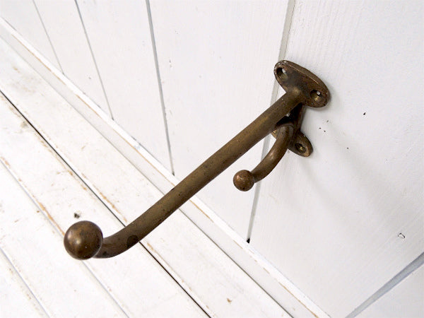 真鍮製の大きなアンティーク・ウォールフック/ハンガーフック USA