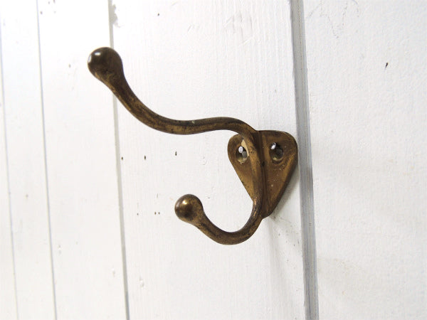 ペンキの付いた真鍮製・アンティーク・フック・ウォールフック・ハンガーフック USA