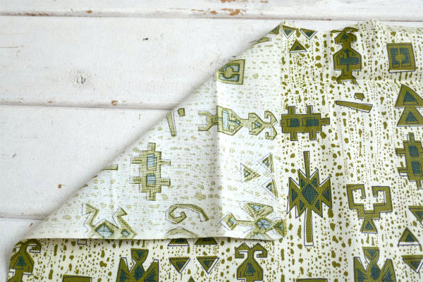 ペトログリフ&トライバル・デッドストック・ヴィンテージ・ファブリック・テキスタイル・生地/88×82