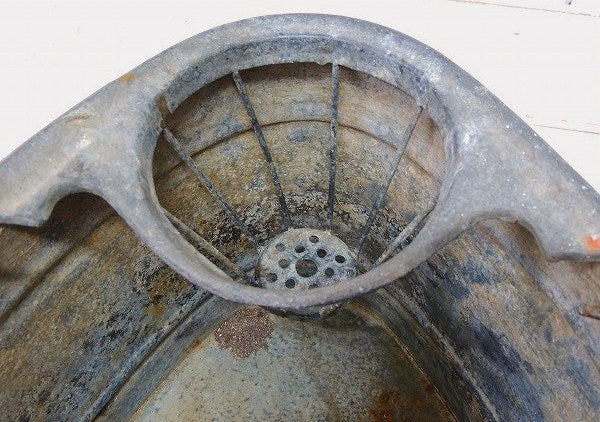 USA モップ絞り付き・三角形・ヴィンテージ・ブリキバケツ バケツ エクステリア 生活雑貨　シャビー