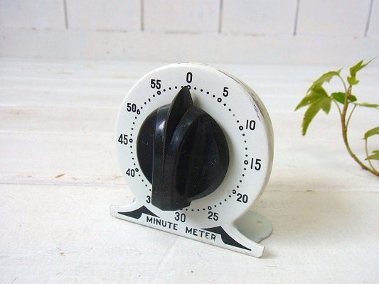 【LUX】白色のヴィンテージ・キッチンタイマー　USA