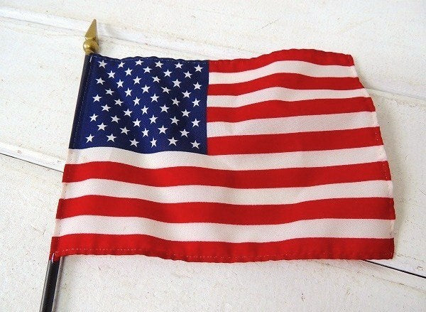 USA!小さなヴィンテージ・卓上アメリカンフラッグ/星条旗