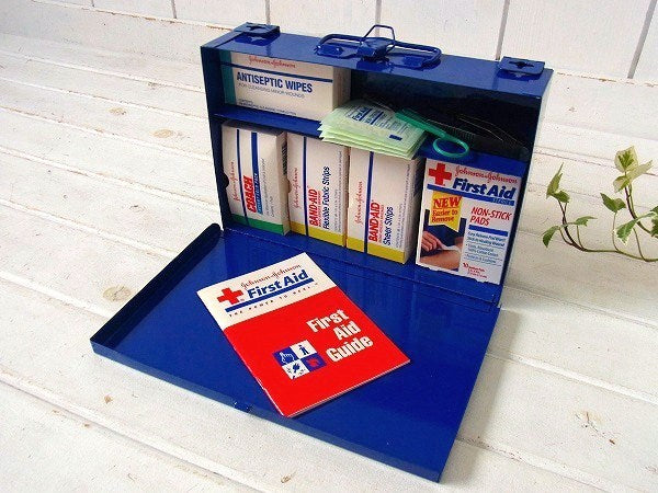 【ジョンソン&ジョンソン】FIRST AID・青色のヴィンテージ・救急箱　USA