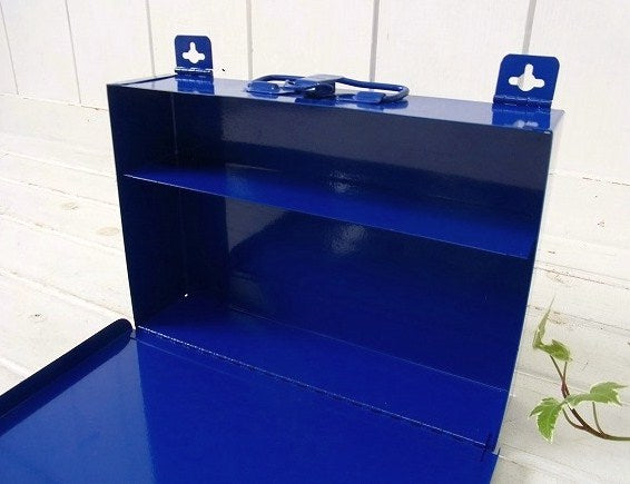 【ジョンソン&ジョンソン】FIRST AID・青色のヴィンテージ・救急箱　USA