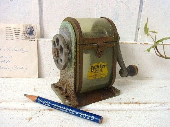 【Dexter】セルロイド製・ヴィンテージ・ペンシルシャープナー/鉛筆削り USA