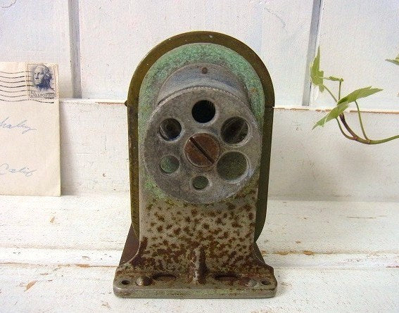 【Dexter】セルロイド製・ヴィンテージ・ペンシルシャープナー/鉛筆削り USA