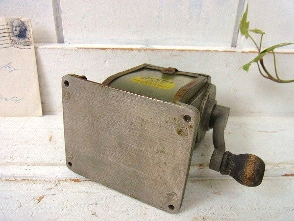 【Dexter】セルロイド製・ヴィンテージ・ペンシルシャープナー/鉛筆削り USA