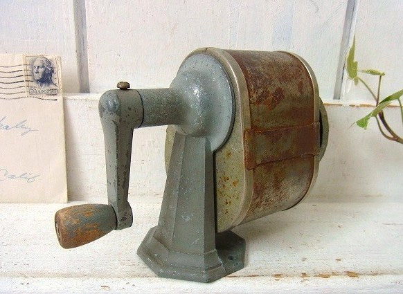 【APSCO GIANT】アンティーク・ペンシルシャープナー/鉛筆削り　USA