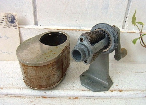 【APSCO GIANT】アンティーク・ペンシルシャープナー/鉛筆削り　USA