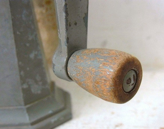 【APSCO GIANT】アンティーク・ペンシルシャープナー/鉛筆削り　USA