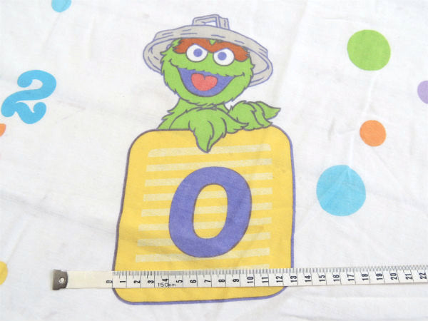 【セサミストリート】アルファベット柄・ヴィンテージ・ユーズドシーツ(ボックスタイプ)