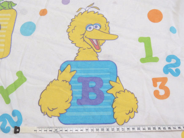 【セサミストリート】アルファベット柄・ヴィンテージ・ユーズドシーツ(ボックスタイプ)