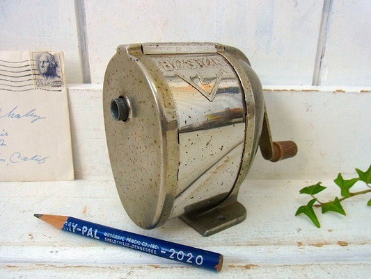 【BOSTON】ボストン・アンティーク・ペンシルシャープナー/鉛筆削り　USA