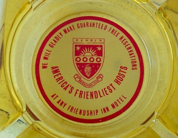 【FRIENDSHIP INN MOTEL】アンバーガラス製・ヴィンテージ・灰皿 /アシュトレイ