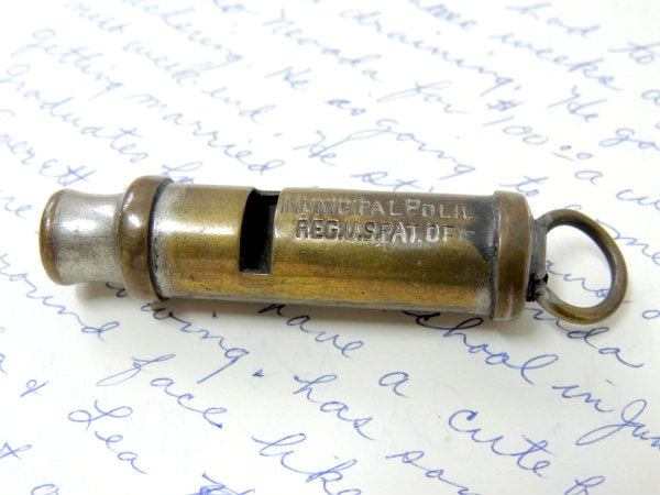 【ポリス・MUNICIPAL POLICE】 アンティーク・メタル製・ホイッスル・呼び笛