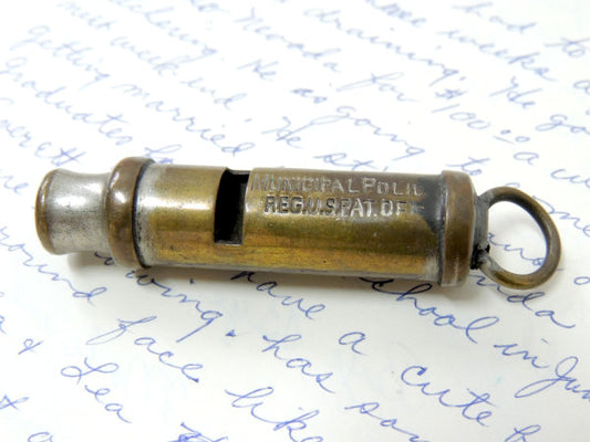 【ポリス・MUNICIPAL POLICE】 アンティーク・メタル製・ホイッスル・呼び笛