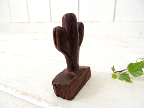 アリゾナ州・木製のサボテン・ヴィンテージ・置物・オブジェ・インテリア