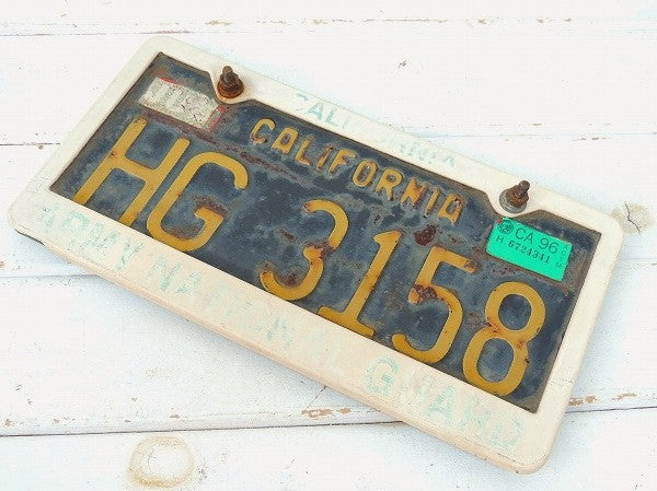 【カリフォルニア州/1960年代/ARMY】ビンテージ・ナンバープレート・USA