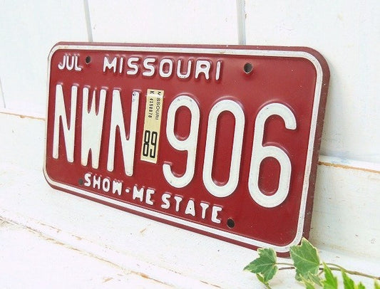 【Missouri】ミズーリ州・赤色・ヴィンテージ・ナンバープレート/カーライセンスプレート/USA