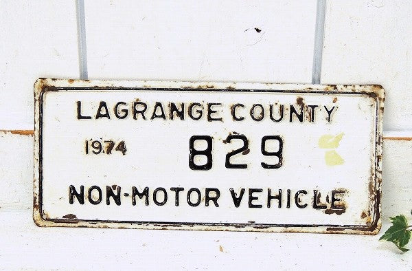 【LAGRANGE COUNTY/1974/インディアナ州】ナンバープレート・看板