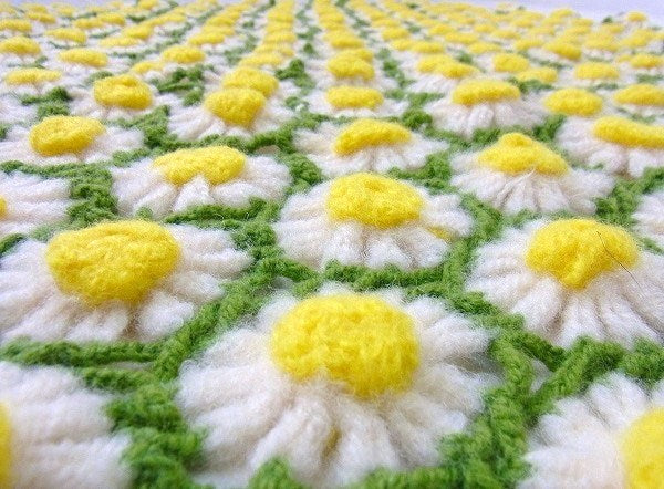 手編みニット・お花の立体モチーフ編み・アンティーク・ブランケット/ひざ掛け　USA