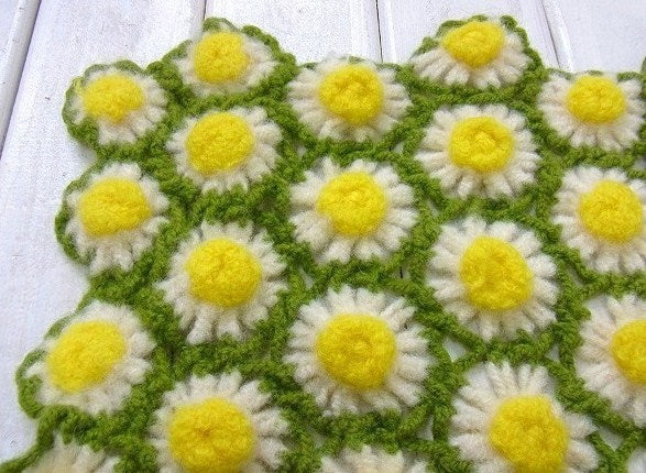 手編みニット・お花の立体モチーフ編み・アンティーク・ブランケット/ひざ掛け　USA