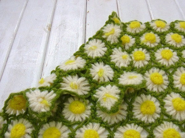 手編みニット・お花の立体モチーフ編み・アンティーク・ブランケット/ひざ掛け　USA