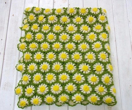 手編みニット・お花の立体モチーフ編み・アンティーク・ブランケット/ひざ掛け　USA