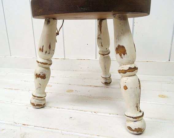 USA!木製のシャビーなアンティーク・ミルクスツール/チェア/ラウンドスツール/踏み台
