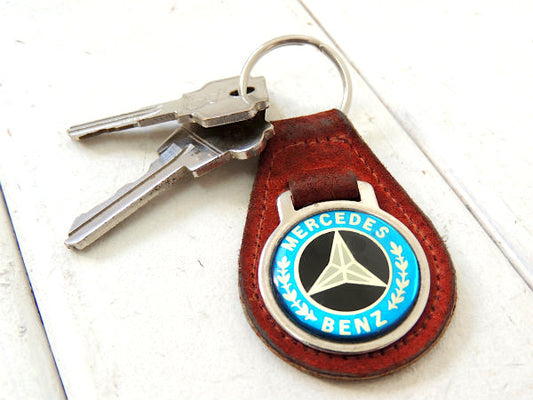 【メルセデス・ベンツ・ドイツ車】ヴィンテージ・革・レザーキーホルダー・鍵2本付き・モーター系