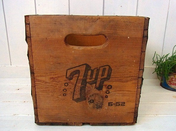 【7UP】セブンアップ・ヴィンテージ・ウッドボックス/木箱　USA