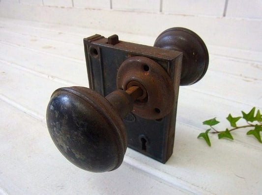 CORBIN ラッチ付き・アンティーク・ドアノブ　ドアレバー 建材 USA 新築・リフォーム 住宅