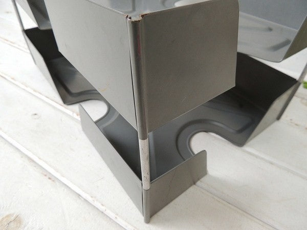 2段式のスチール製・ヴィンテージ・書類ラック/デスクトレイ・USA・工業系