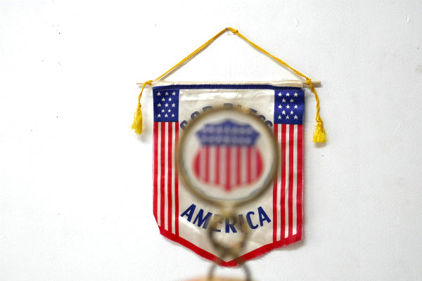 ゴールドトーン・細工装飾・アンティーク&ヴィンテージ・ペンダント・ルーぺ・虫眼鏡・紐付き