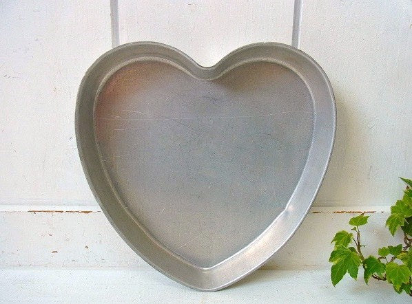 【MIRRO社】アルミ製・ハート形・アンティーク・ケーキモールド/焼型　USA