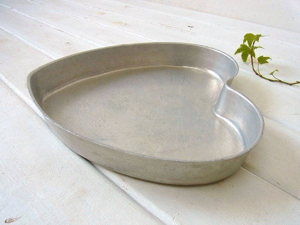 【MIRRO社】アルミ製・ハート形・アンティーク・ケーキモールド/焼型　USA